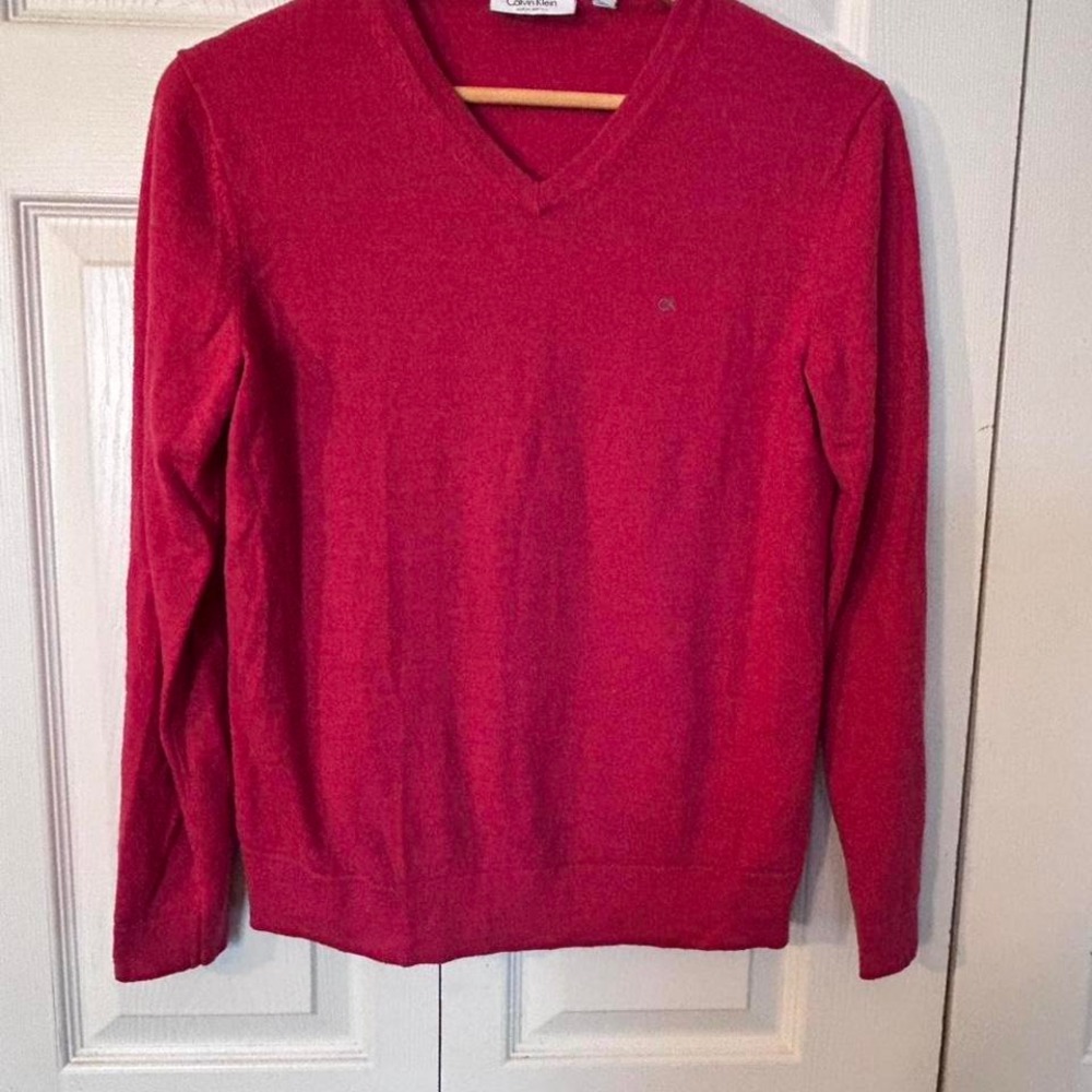 Calvin Klein Italian Merino‎ Size Small V-neck Sweater